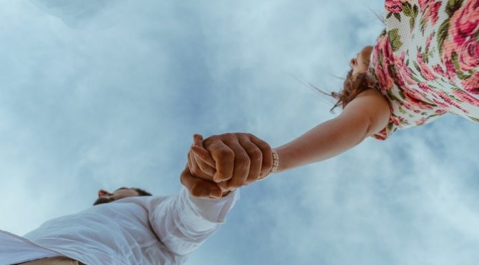 Ce trebuie sa stii despre relatiile la distanta